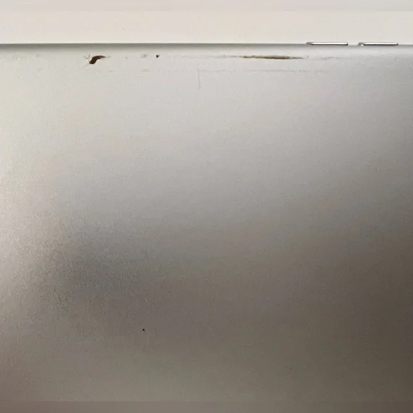 iPad Air silver barely used and in excellent condition. A few minor scuffs.